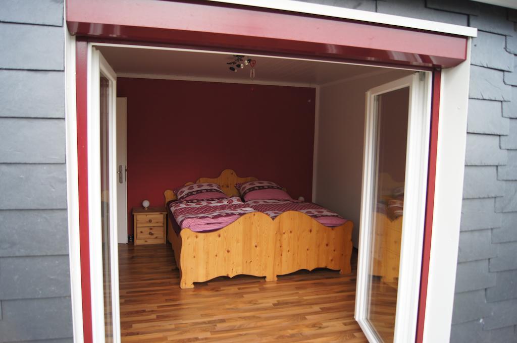 Ferienwohnung Bergisch Land Wermelskirchen Szoba fotó